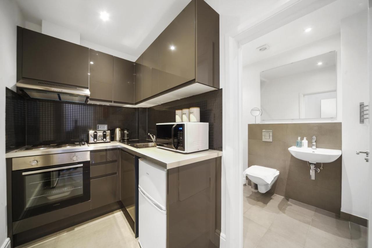 Studio Apartment By Homely Stays 런던 외부 사진