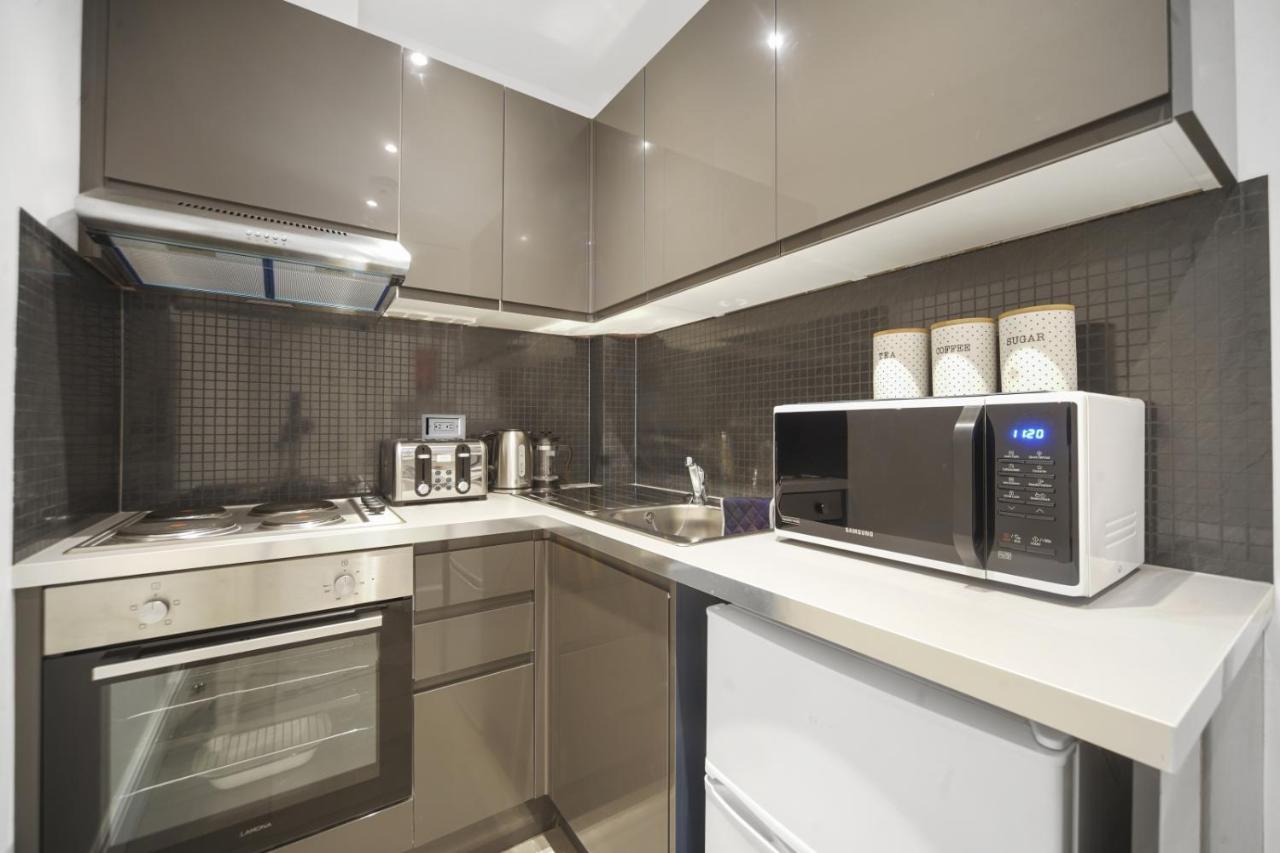 Studio Apartment By Homely Stays 런던 외부 사진