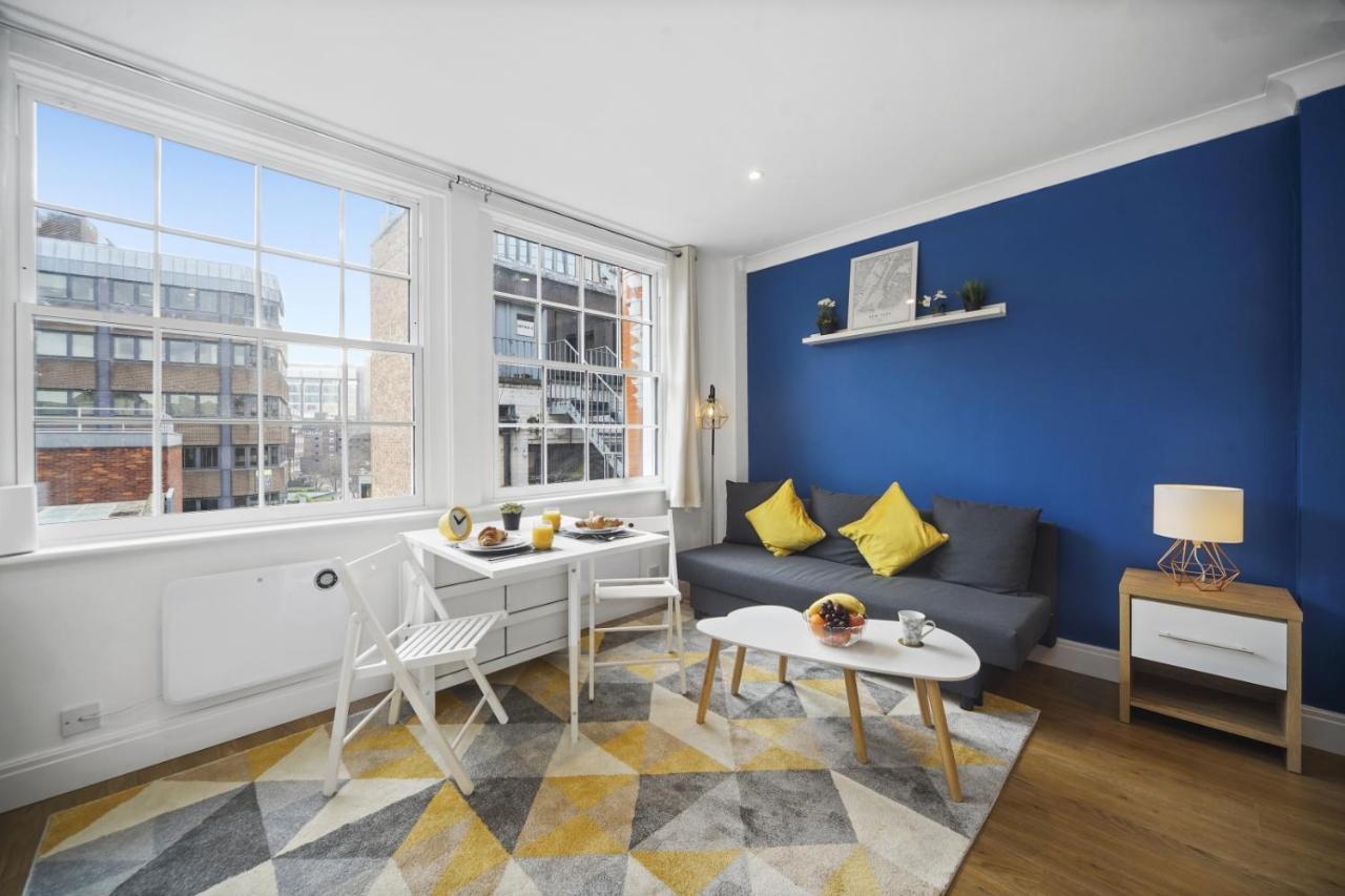 Studio Apartment By Homely Stays 런던 외부 사진